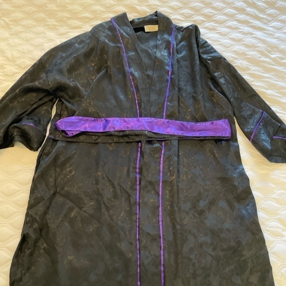 Vintage Victoria Secret Set purple nightie w/matching Kimino size S - Picture 4 of 10